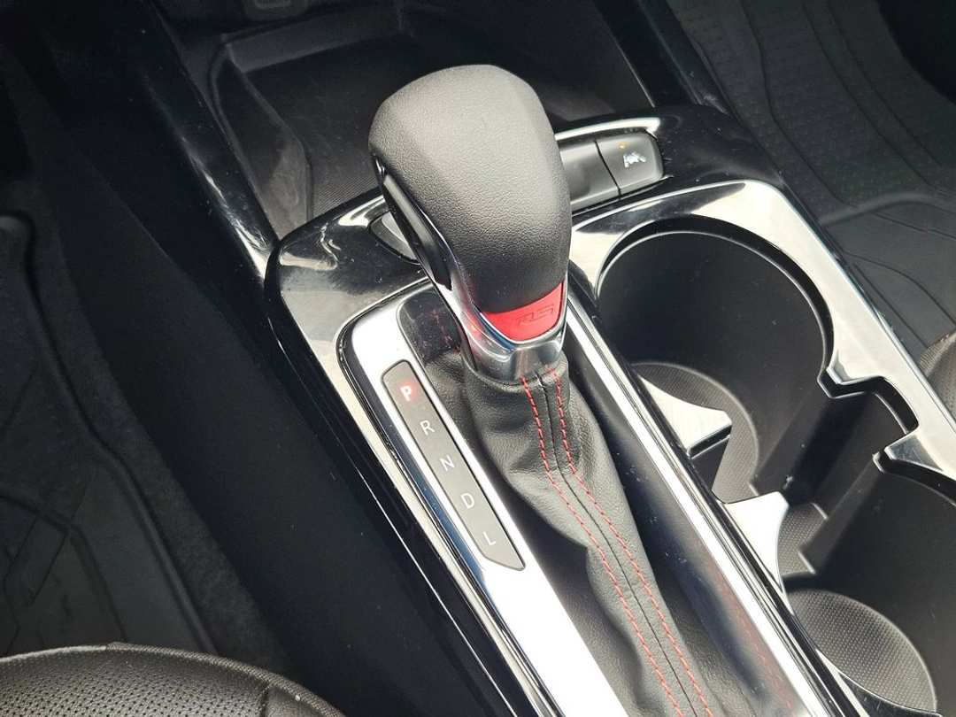 2025 Chevrolet Trax 2RS - Image 18