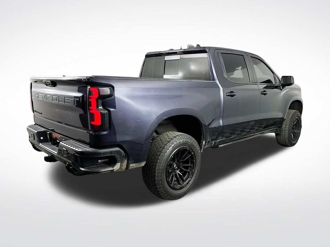 2022 Chevrolet Silverado 1500 LT Trail Boss - Image 8