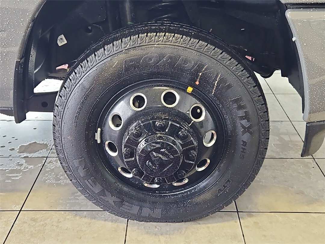 2026 Ram 3500 Laramie - Image 31