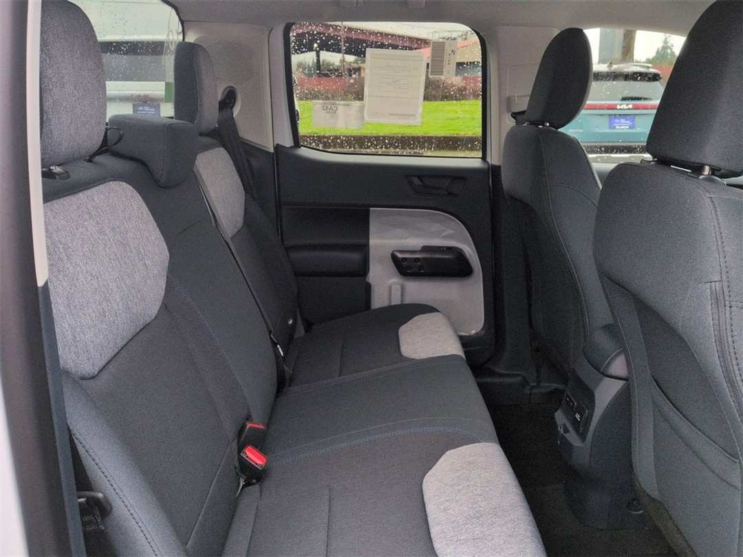 2026 Ford Maverick XLT - Image 27