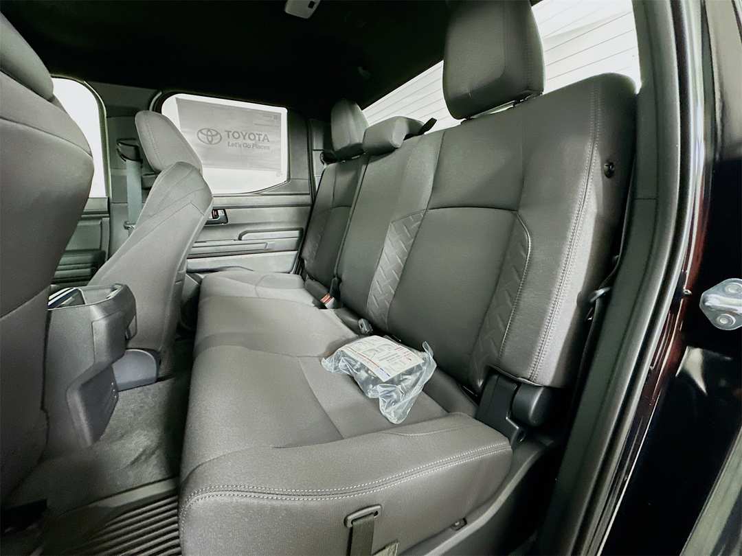 2025 Toyota Tacoma SR5 - Image 24
