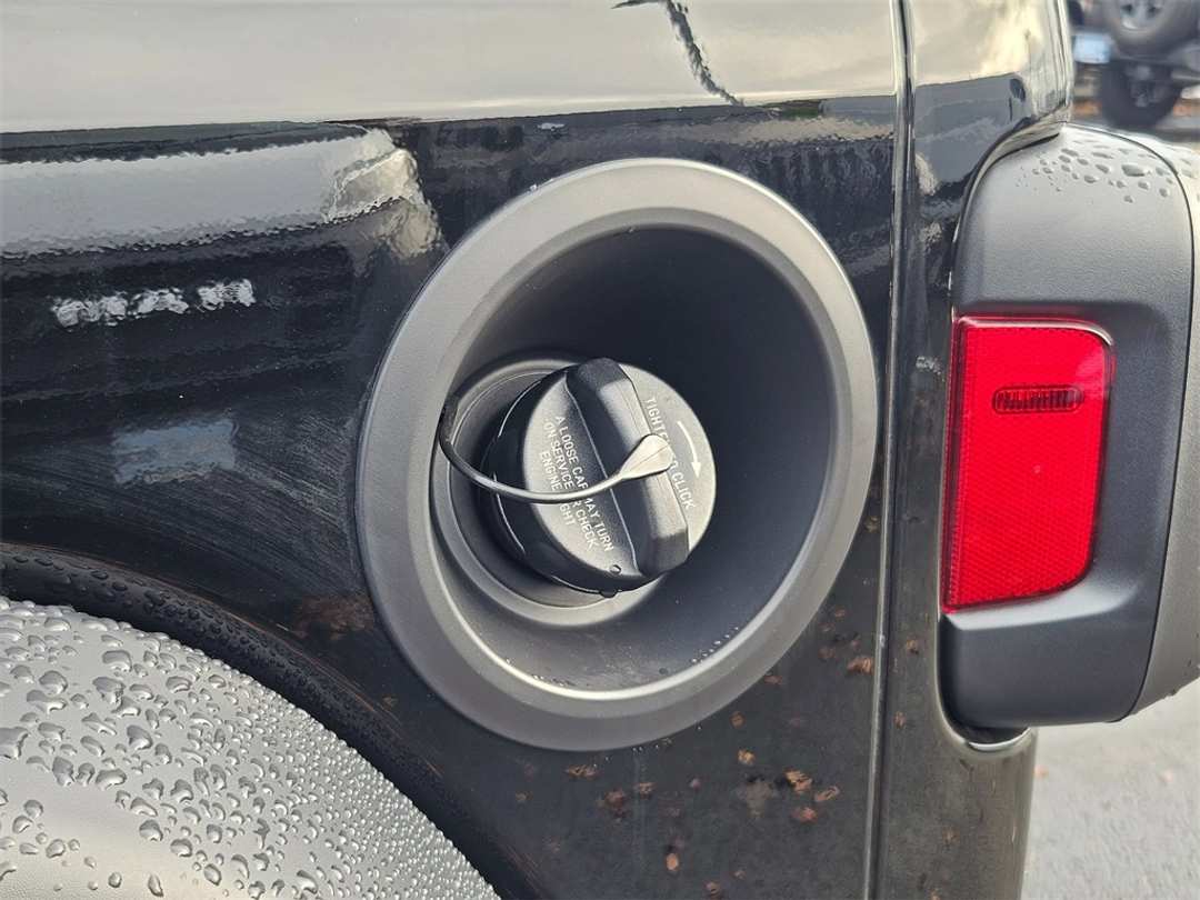 2026 Jeep Wrangler Sport - Image 28