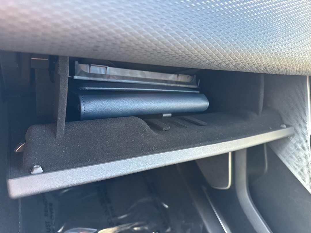 2019 Land Rover Range Rover Velar SE RDynamic - Image 31