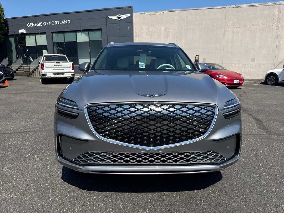 2026 Genesis Electrified Gv70 - Image 2