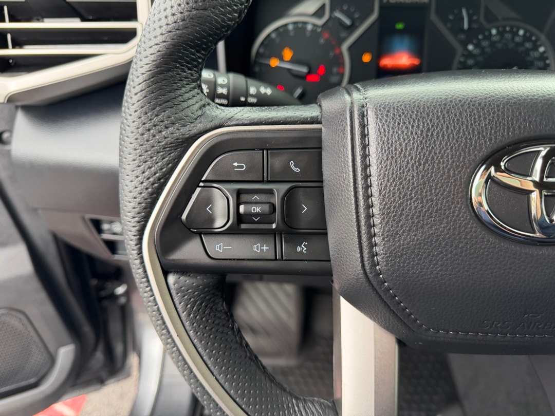 2025 Toyota Tundra SR5 - Image 17