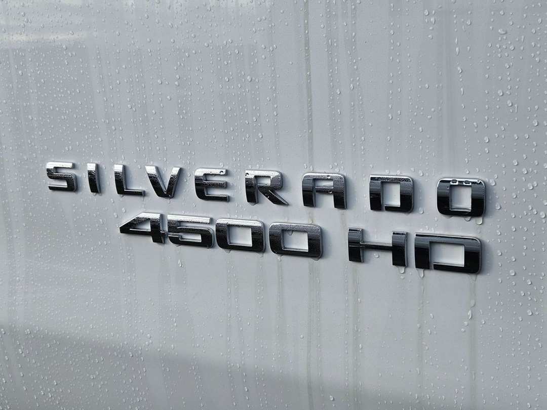 2025 Chevrolet Silverado 4500Hd - Image 30