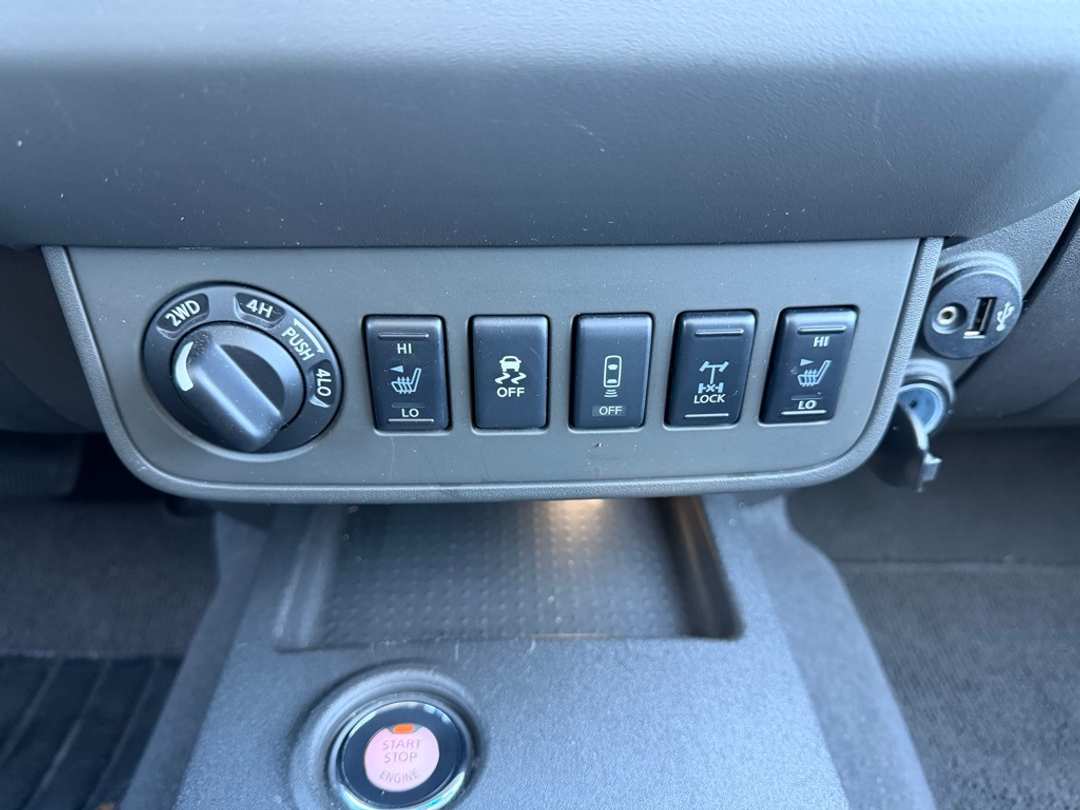 2021 Nissan Frontier PRO4X - Image 25