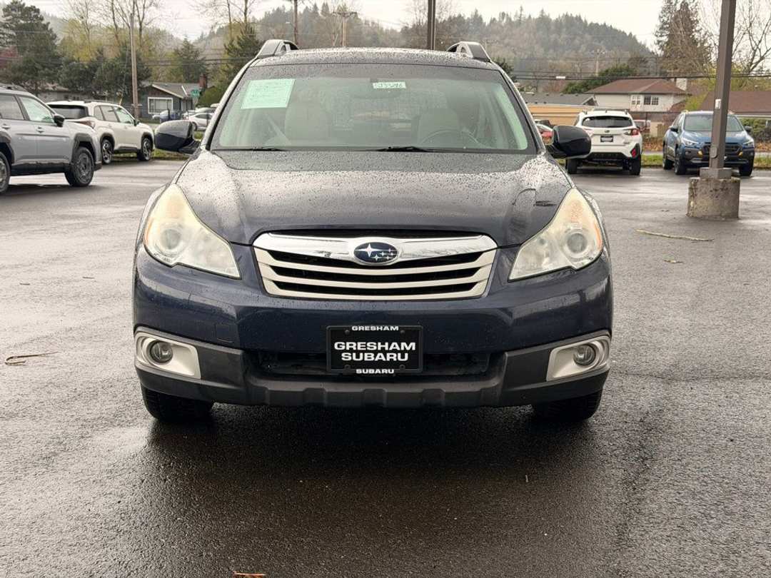 2012 Subaru Outback 2.5i Premium - Image 2