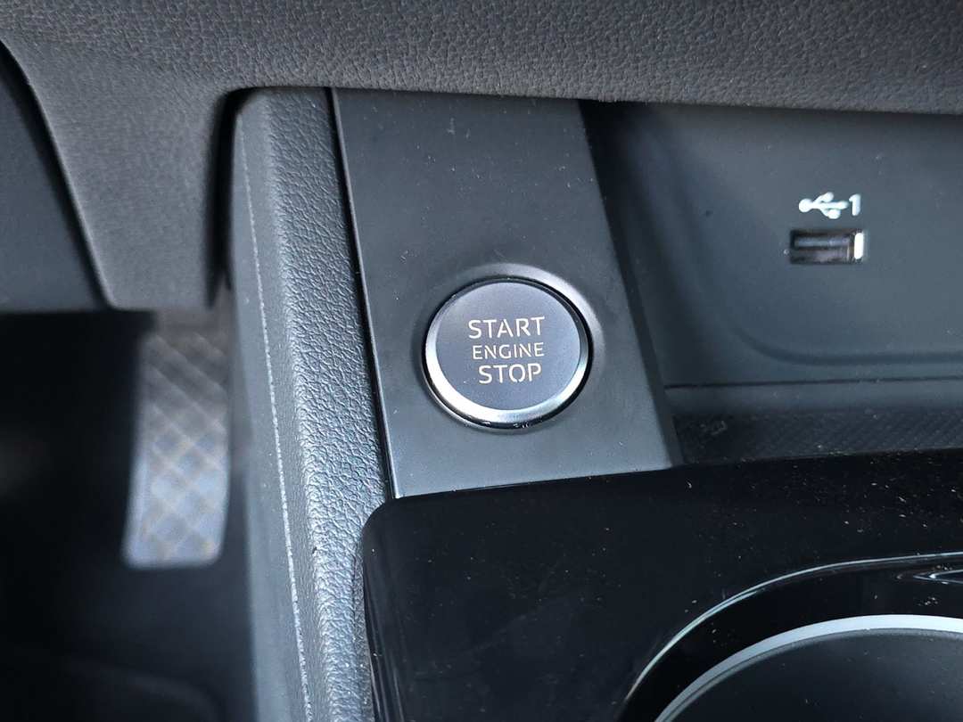 2025 Audi A5 Sportback 45 S line Premium - Image 20