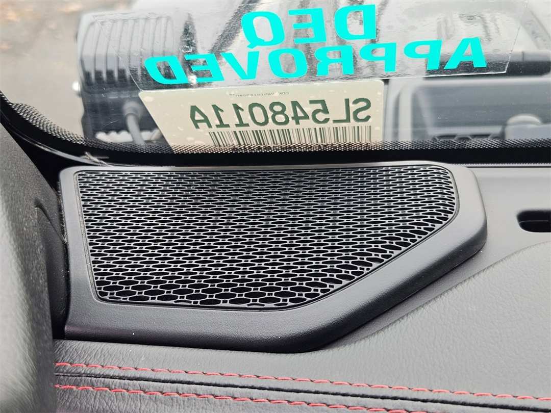 2022 Jeep Wrangler Unlimited Rubicon - Image 12