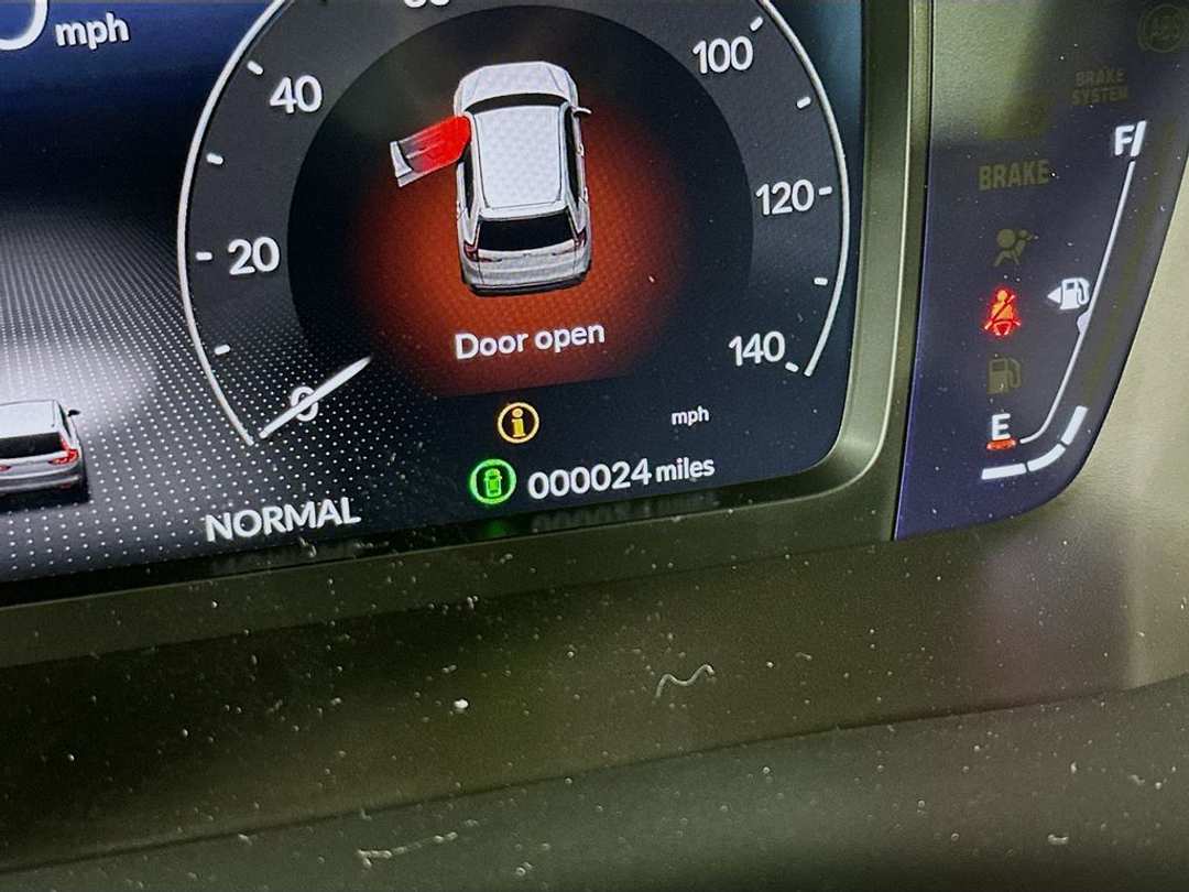 2026 Honda CR-V Sport Touring - Image 12