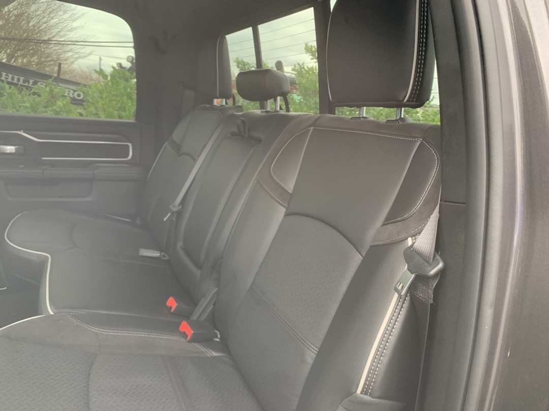 2025 Ram 3500 Laramie - Image 27