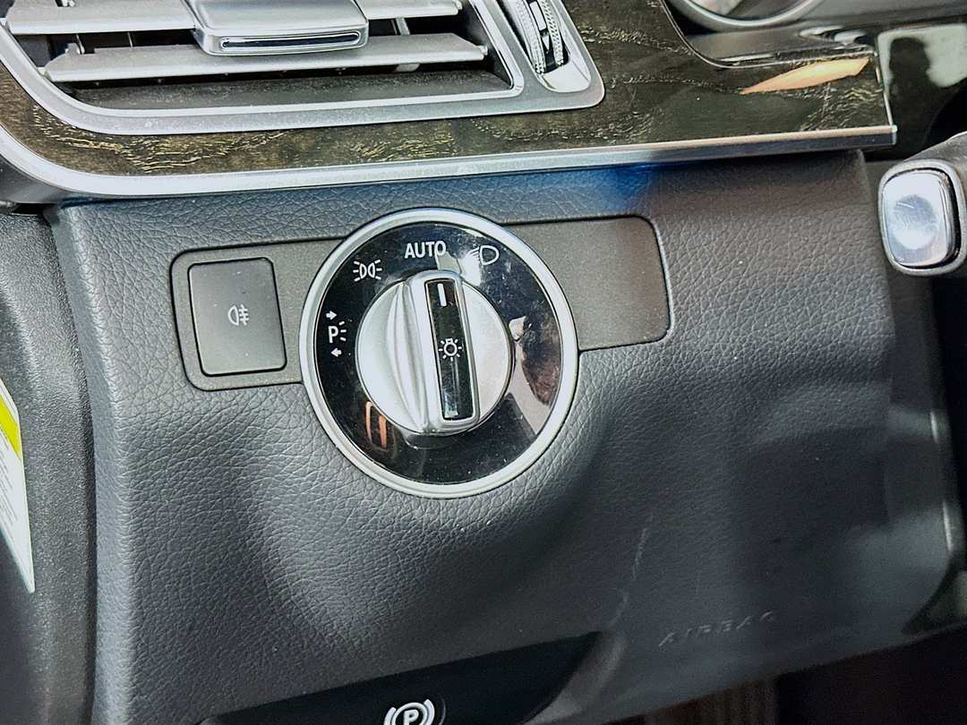 2014 Mercedes-Benz E-Class E 350 - Image 11