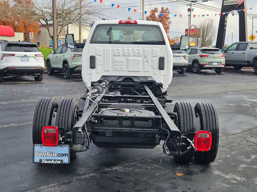 2025 Chevrolet Silverado 4500Hd - Image 5