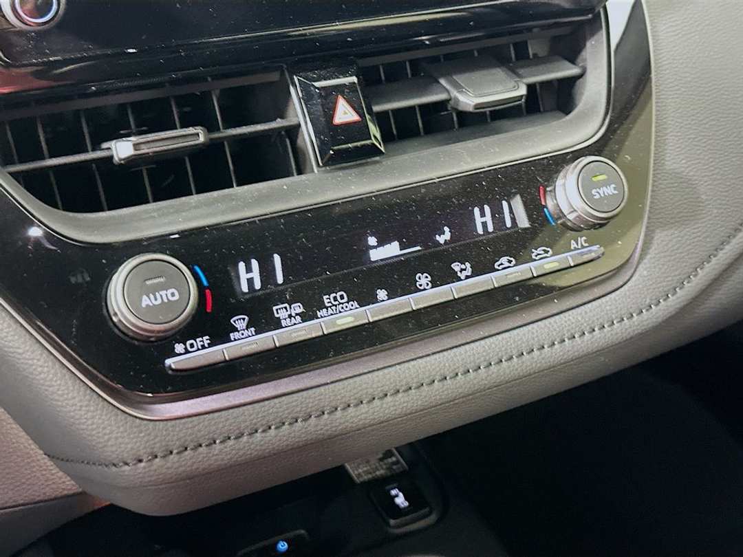 2025 Toyota Gr Corolla Premium - Image 17