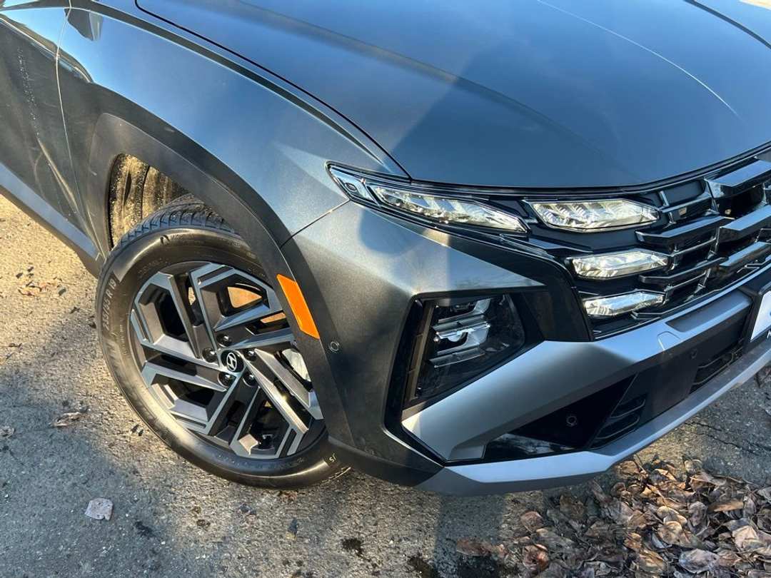 2026 Hyundai Tucson Limited - Image 2