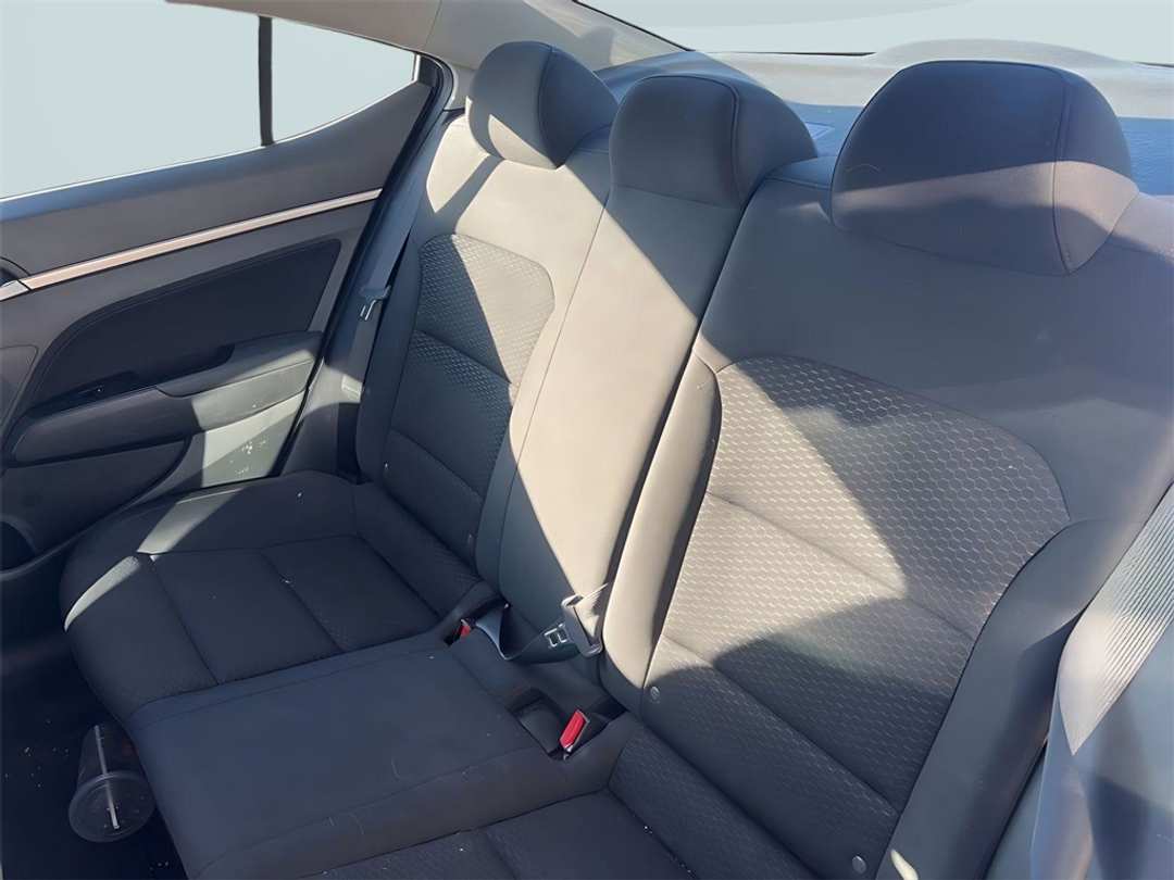 2020 Hyundai Elantra Value Edition - Image 12