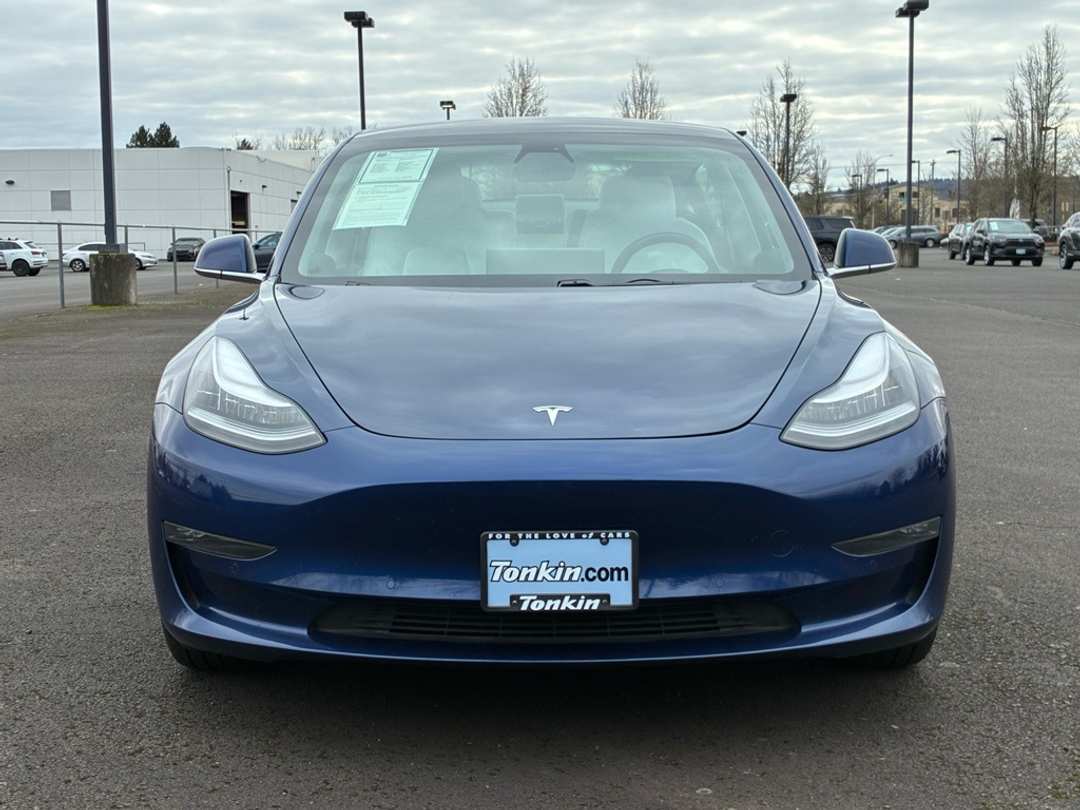 2019 Tesla Model 3 Standard Range Plus - Image 2