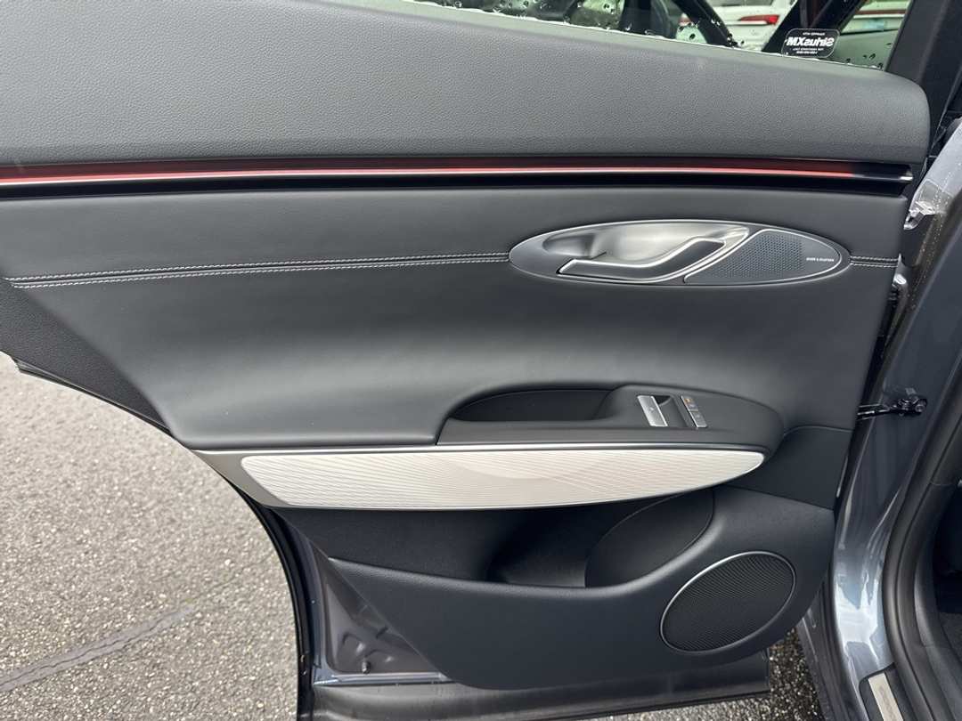 2026 Genesis Gv70 2.5T Advanced - Image 43