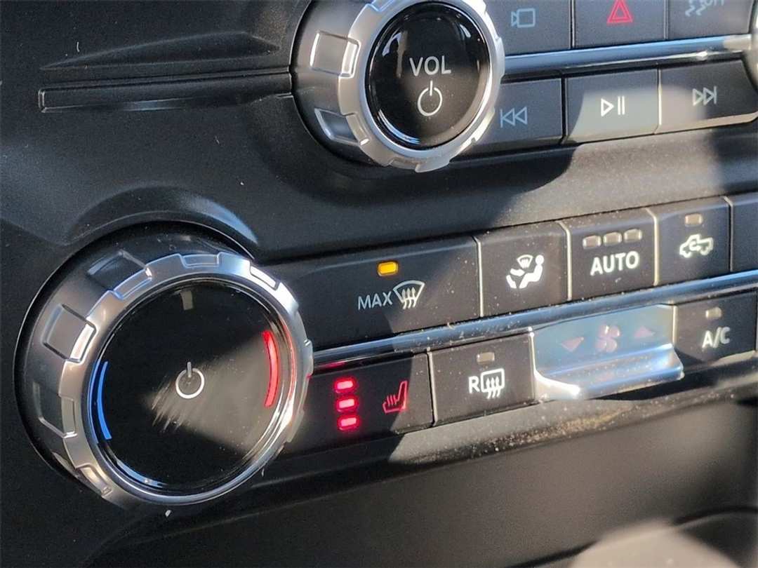 2026 Ford F-150 XLT - Image 22