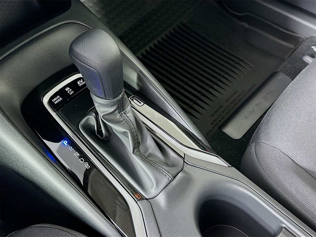 2026 Toyota Corolla LE - Image 17