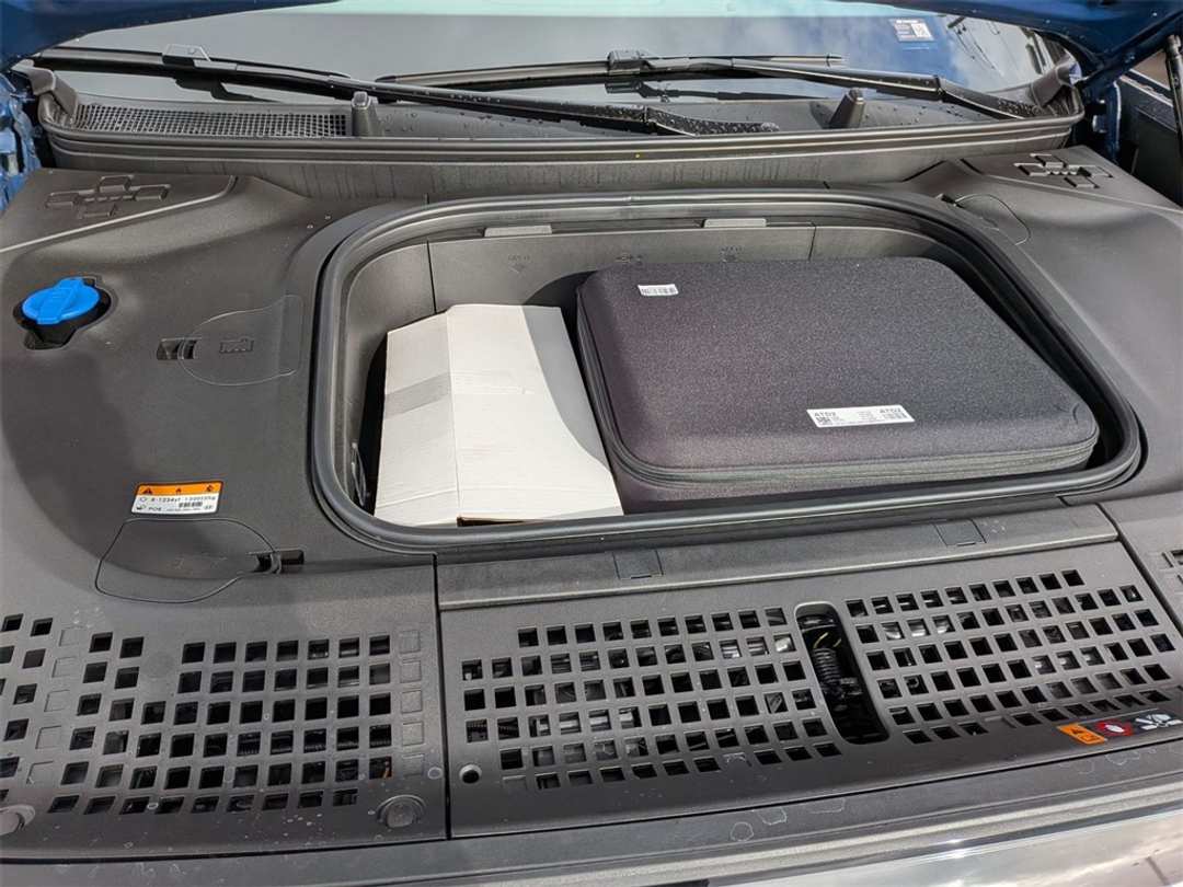 2026 Hyundai Ioniq 9 SE - Image 33