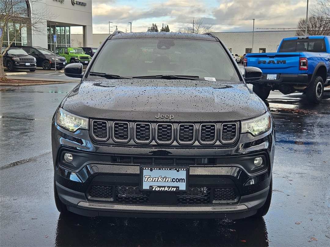 2026 Jeep Compass Latitude - Image 9