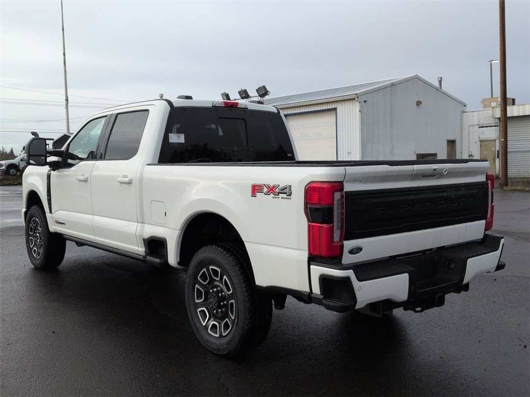 2026 Ford F-250Sd Platinum - Image 3