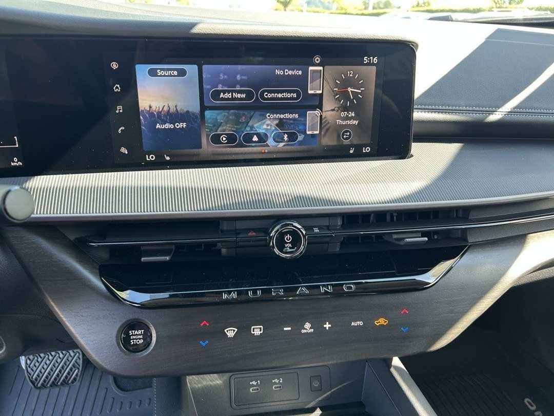 2025 Nissan Murano SV - Image 16