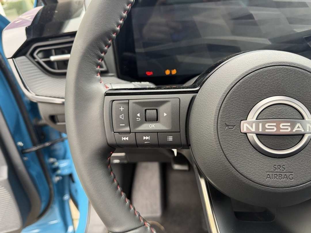 2026 Nissan Kicks SR - Image 15