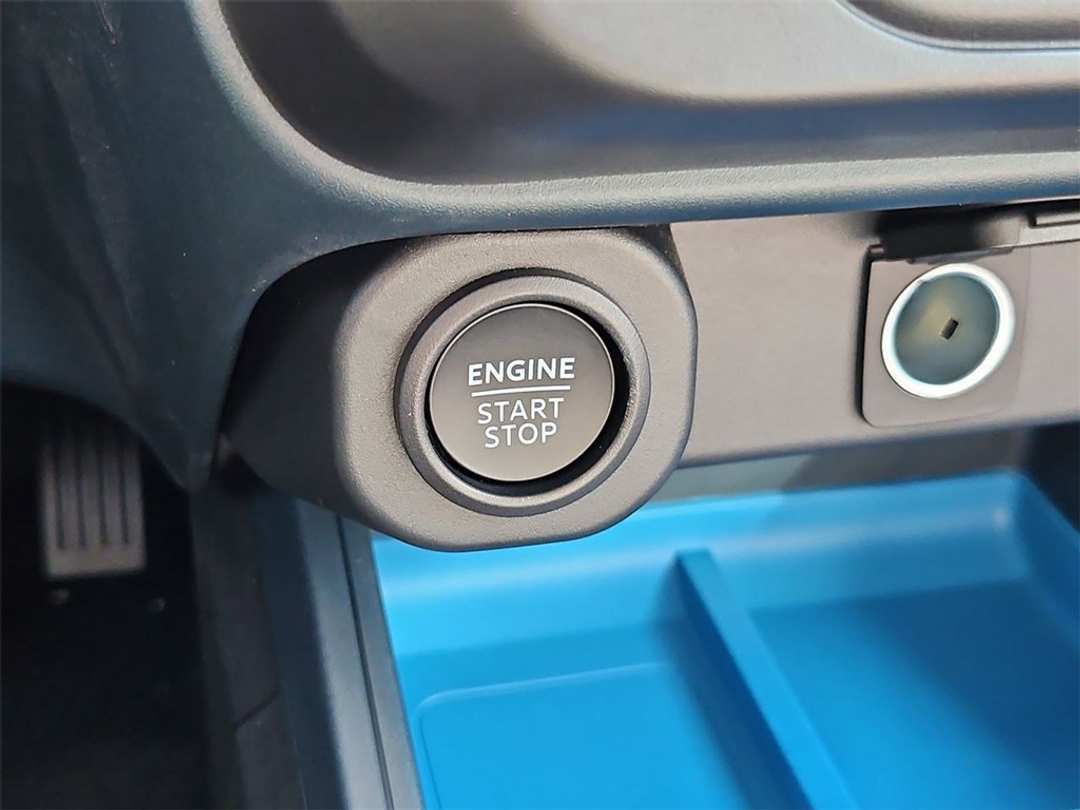 2025 Ford Maverick XLT - Image 16