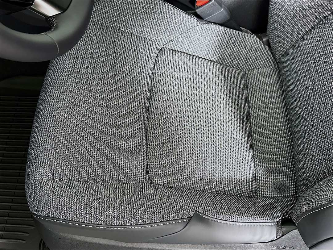 2026 Toyota Bz XLE Plus - Image 19