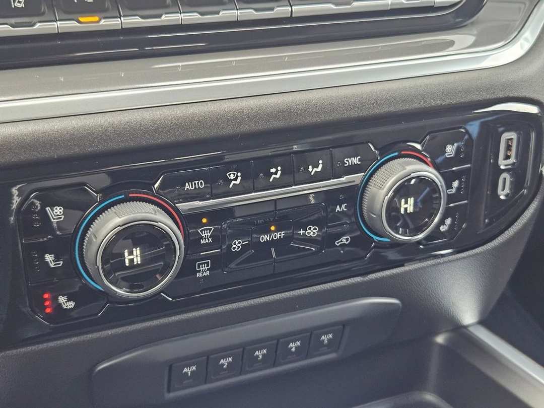 2026 Chevrolet Silverado 3500Hd High Country - Image 24