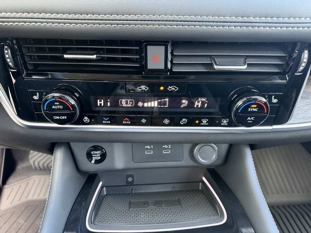 2026 Nissan Rogue Platinum - Image 22