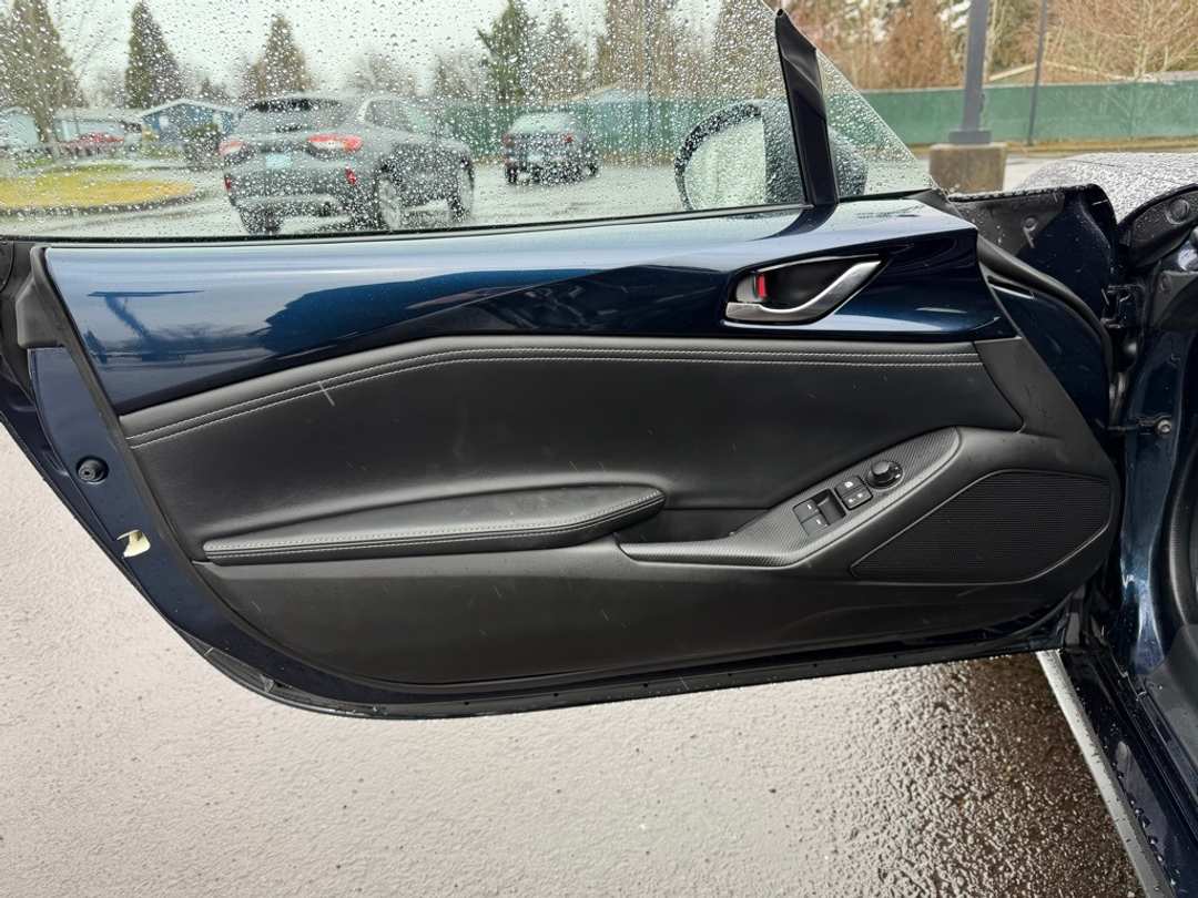 2021 MAZDA Miata Rf Grand Touring - Image 12