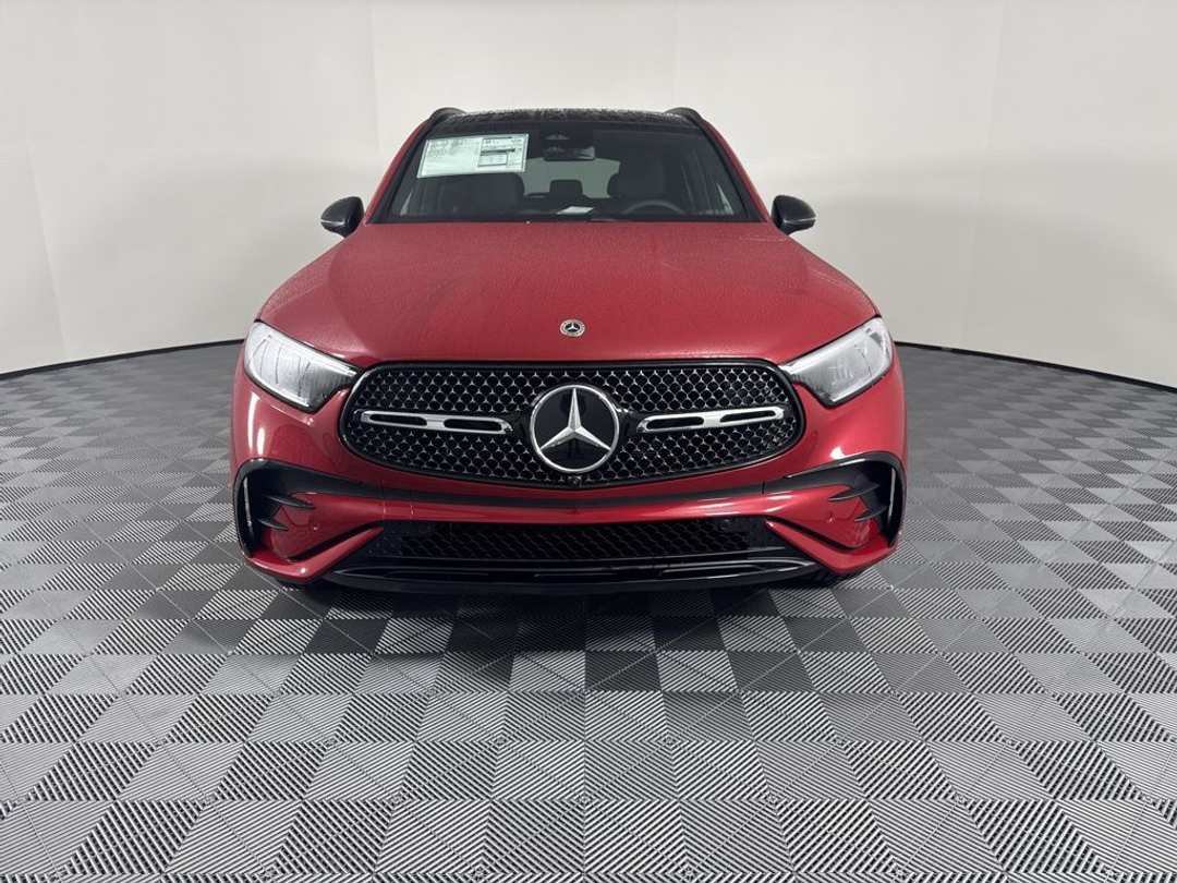 2026 Mercedes-Benz GLC 300 - Image 2