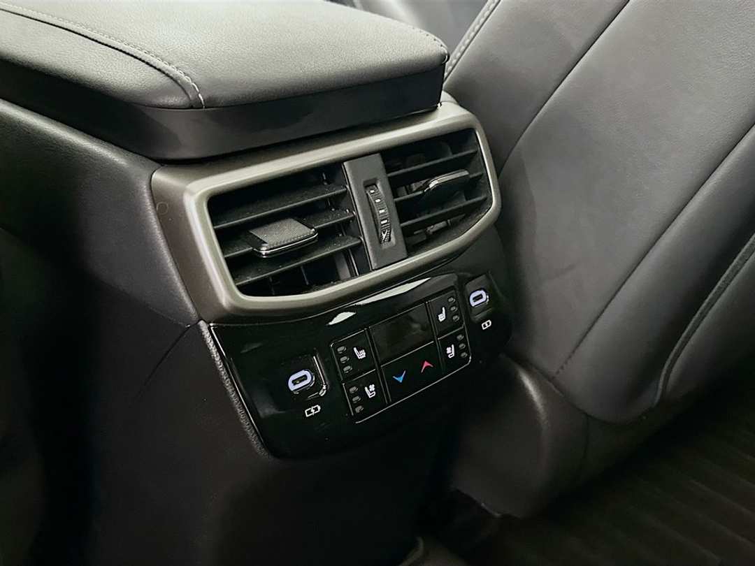 2024 Lexus RX 500h F SPORT Performance - Image 28