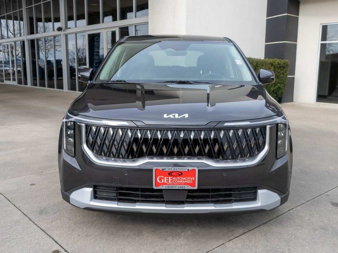 2026 Kia Carnival LXS - Image 2