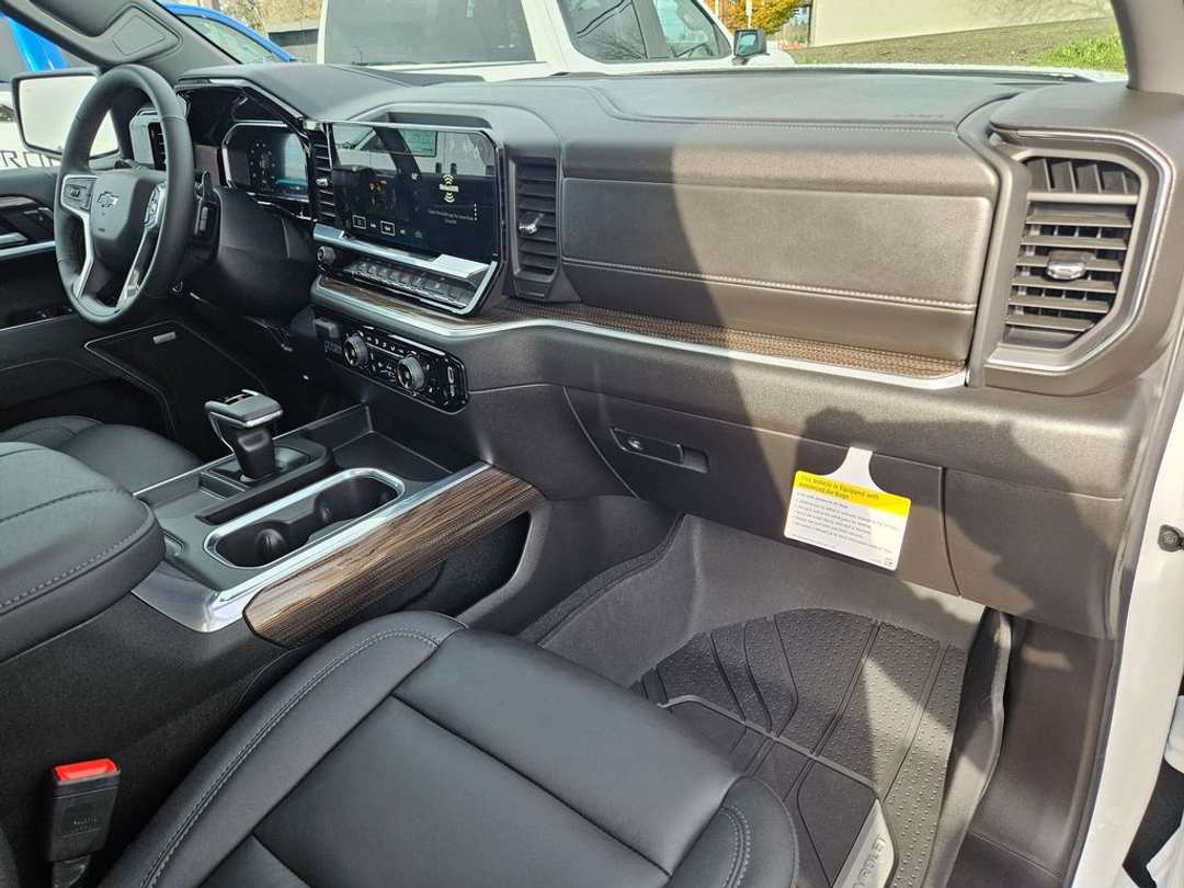 2026 Chevrolet Silverado 1500 RST - Image 42