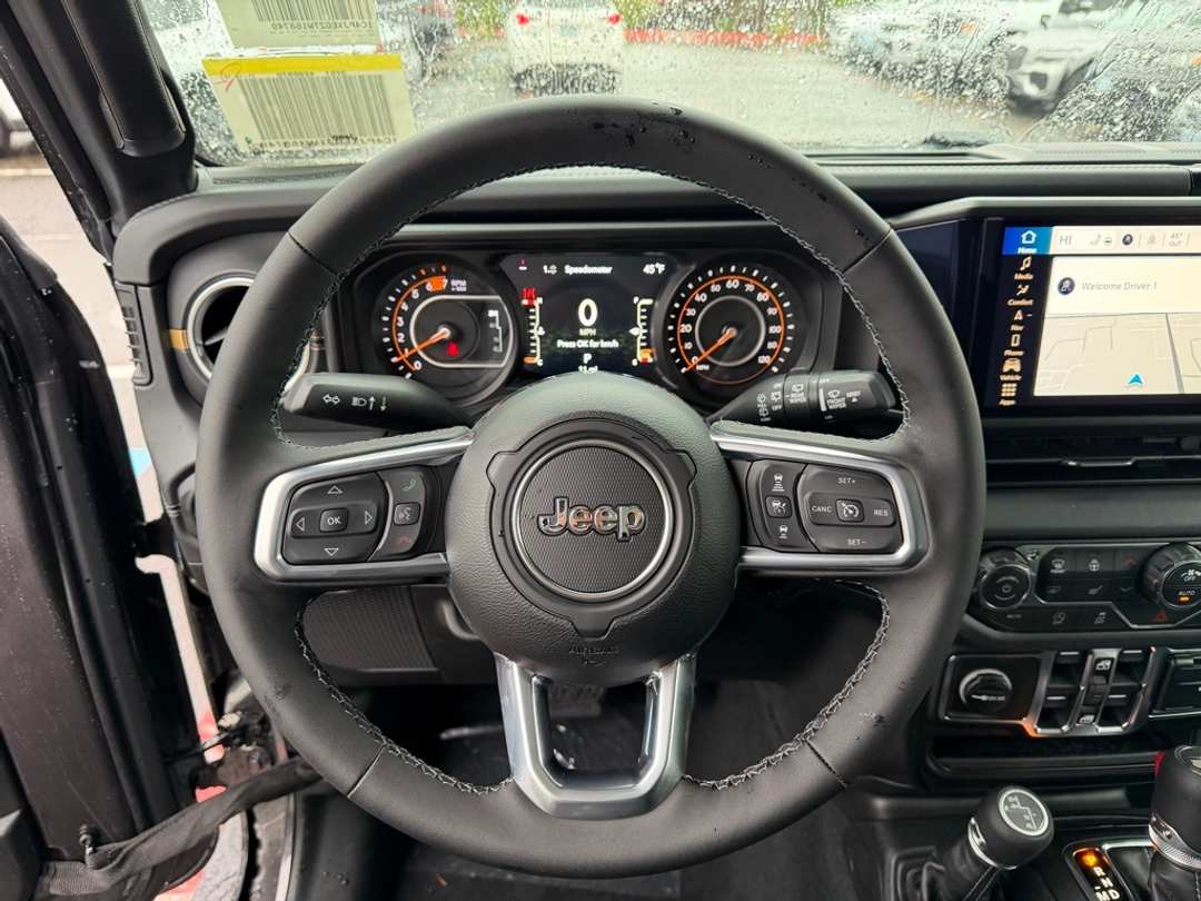 2026 Jeep Wrangler Sahara - Image 19