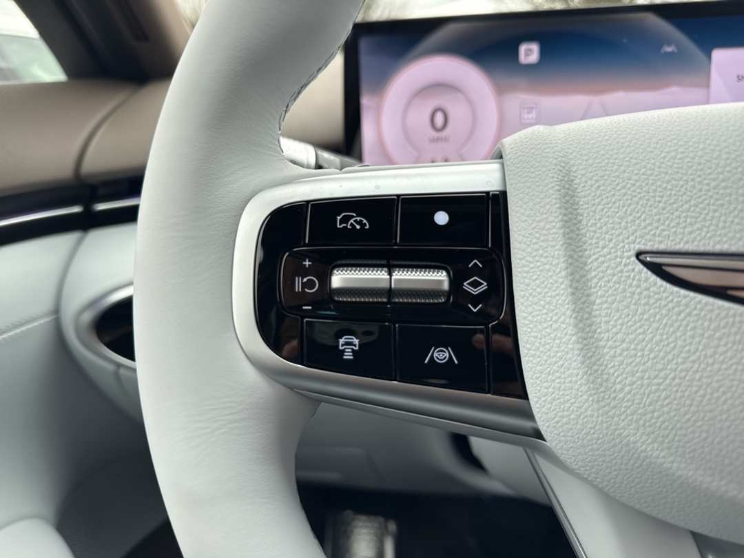 2026 Genesis Gv70 2.5T Advanced - Image 37