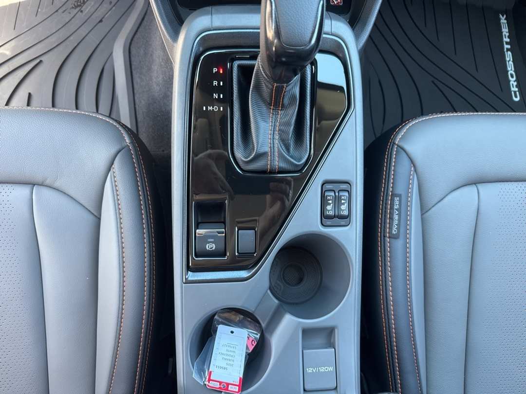 2025 Subaru Crosstrek Limited - Image 14