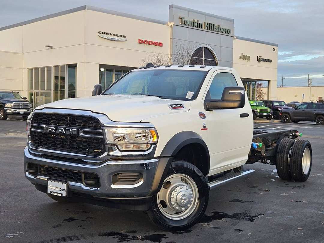 2024 Ram 4500Hd Tradesman - Image 2