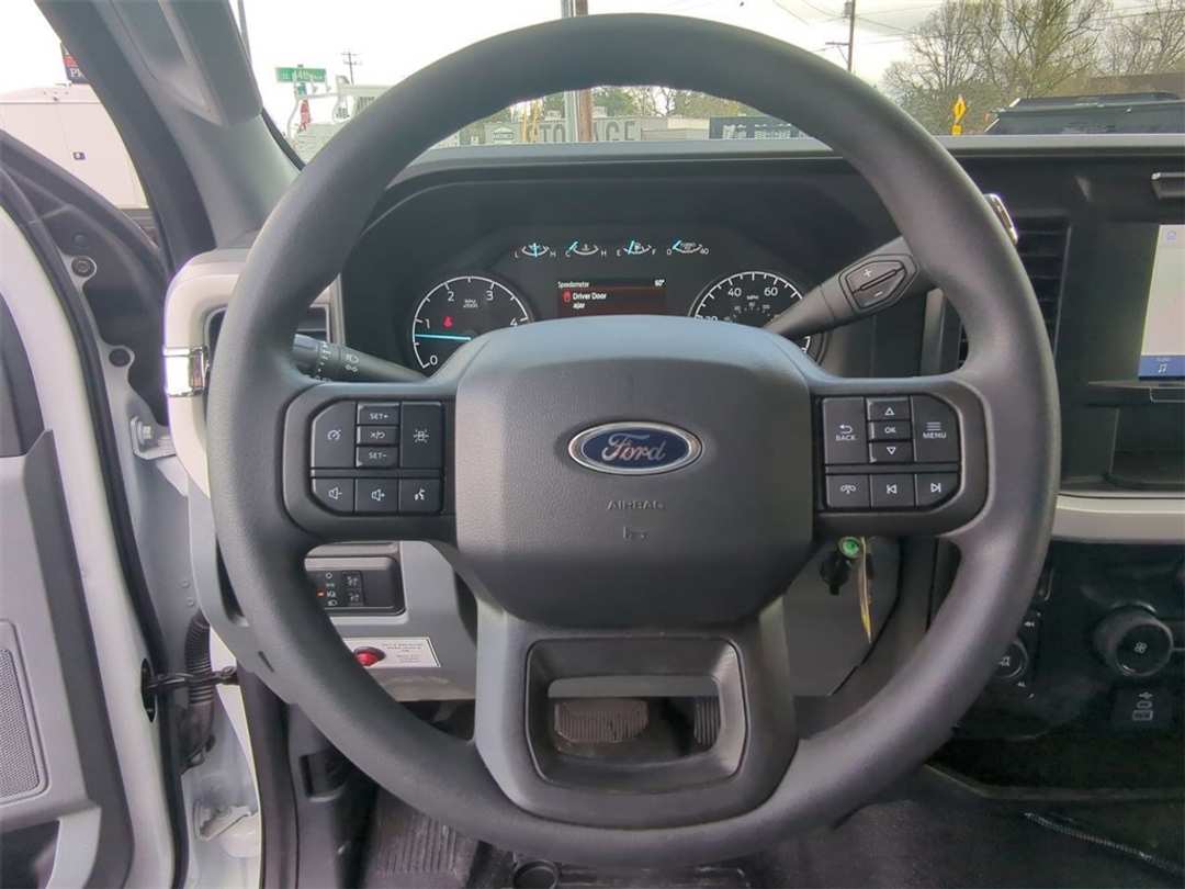 2024 Ford F-550Sd XL - Image 13