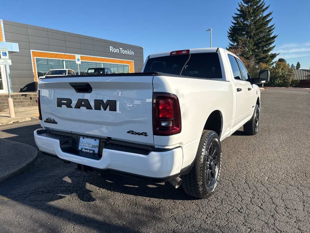 2025 Ram 2500 Big Horn - Image 8