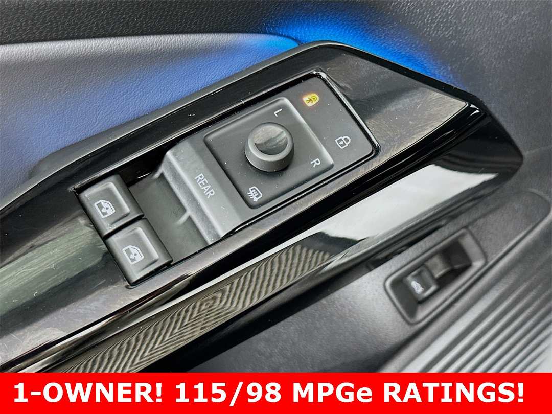 2023 Volkswagen Id.4 Pro S - Image 29