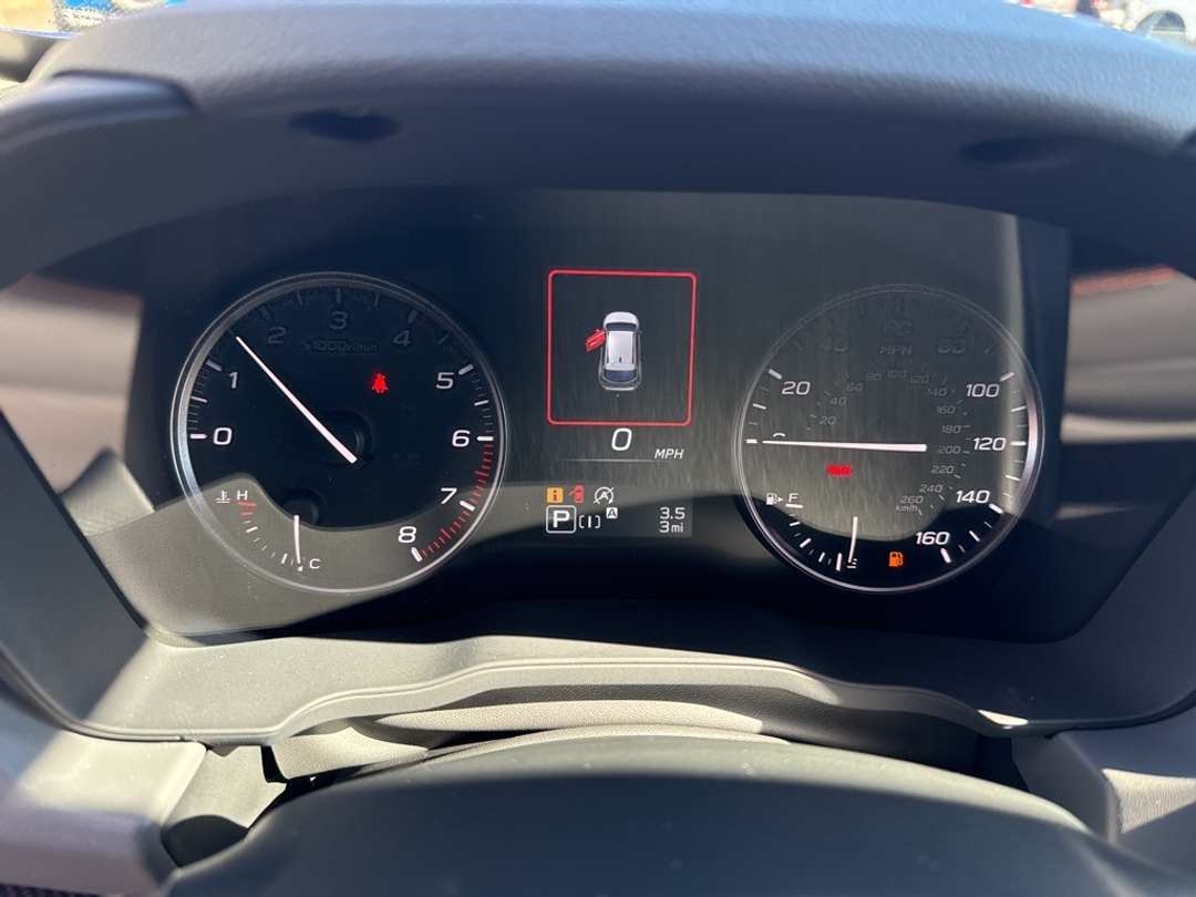 2025 Subaru Crosstrek Limited - Image 32