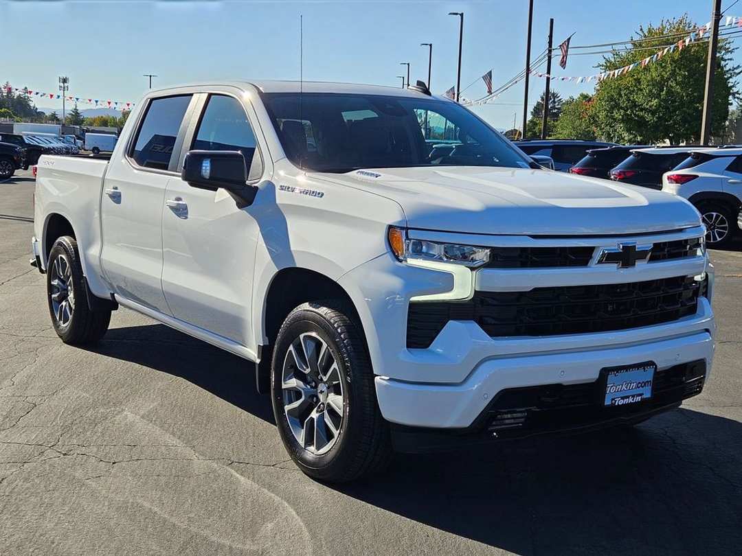 2026 Chevrolet Silverado 1500 RST - Image 8