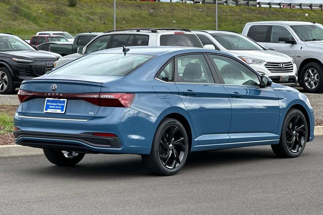 2026 Volkswagen Jetta 1.5T SE - Image 3