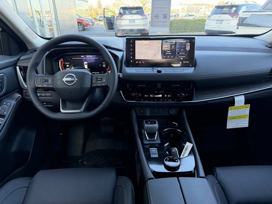 2026 Nissan Rogue Platinum - Image 36